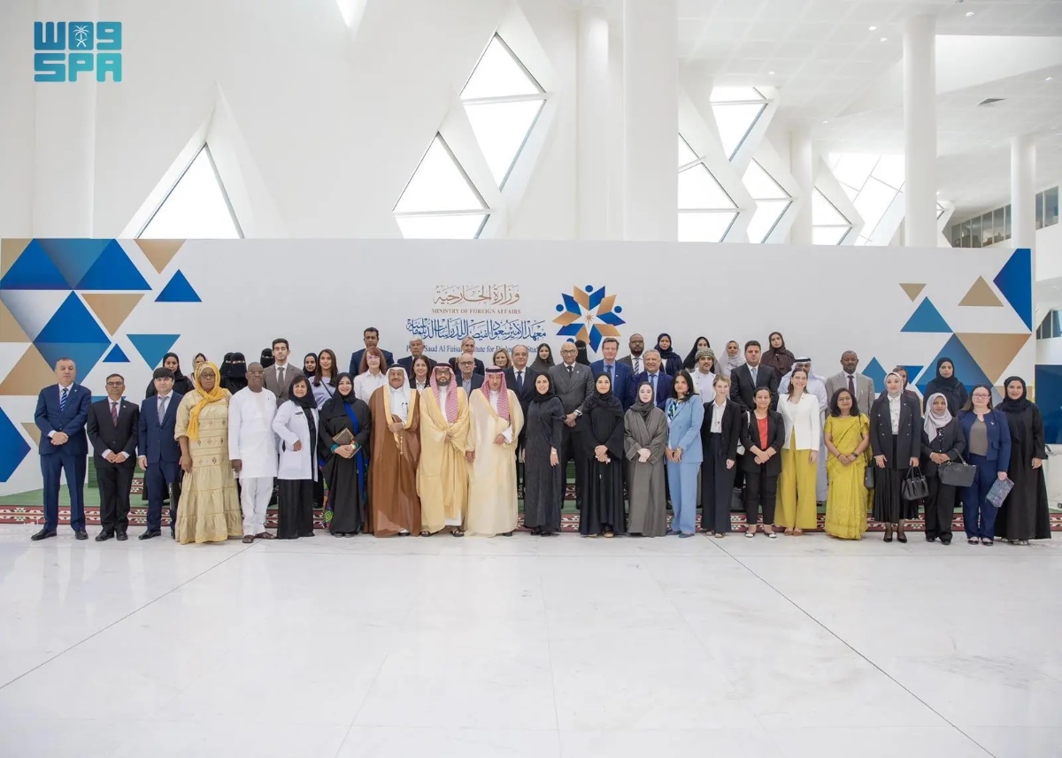 The event at the Prince Saud Al-Faisal Institute for Diplomatic Studies was held to mark last week’s UN International Day of Women in Diplomacy. (SPA)