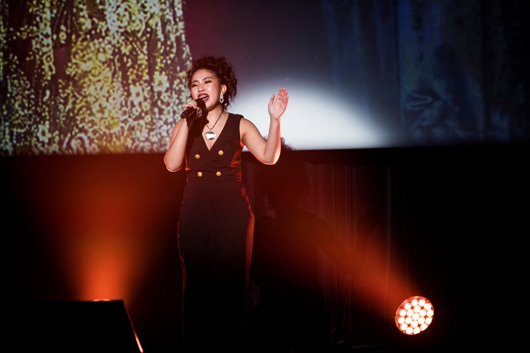 ‘Singing nation’: How karaoke took over the Philippines