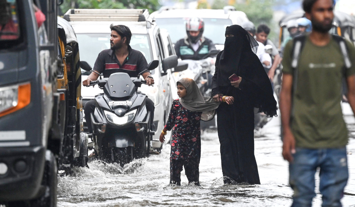 Heavy rainfall in India’s Mumbai disrupts transport, closes schools