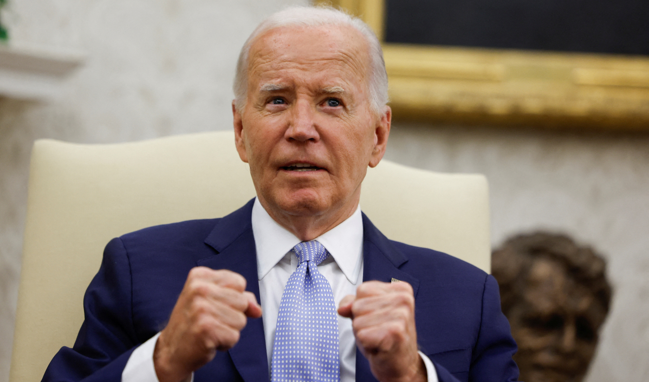 Democratic Senator Peter Welch said President Joe Biden should end his bid for re-election. (Reuters/File)
