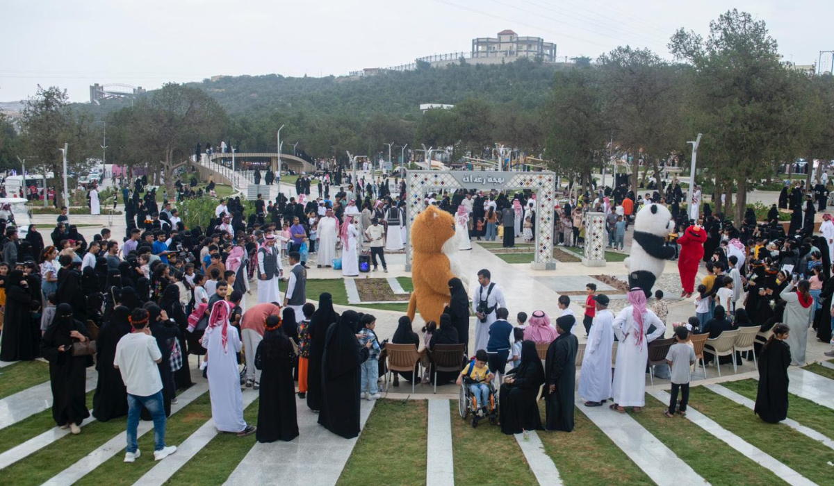 The initiative was launched on the opening day of the Baljurashi Front Festival and continued its programs at Bahjat Raghadan Park in Al-Baha. (Twitter @amantalbaha)