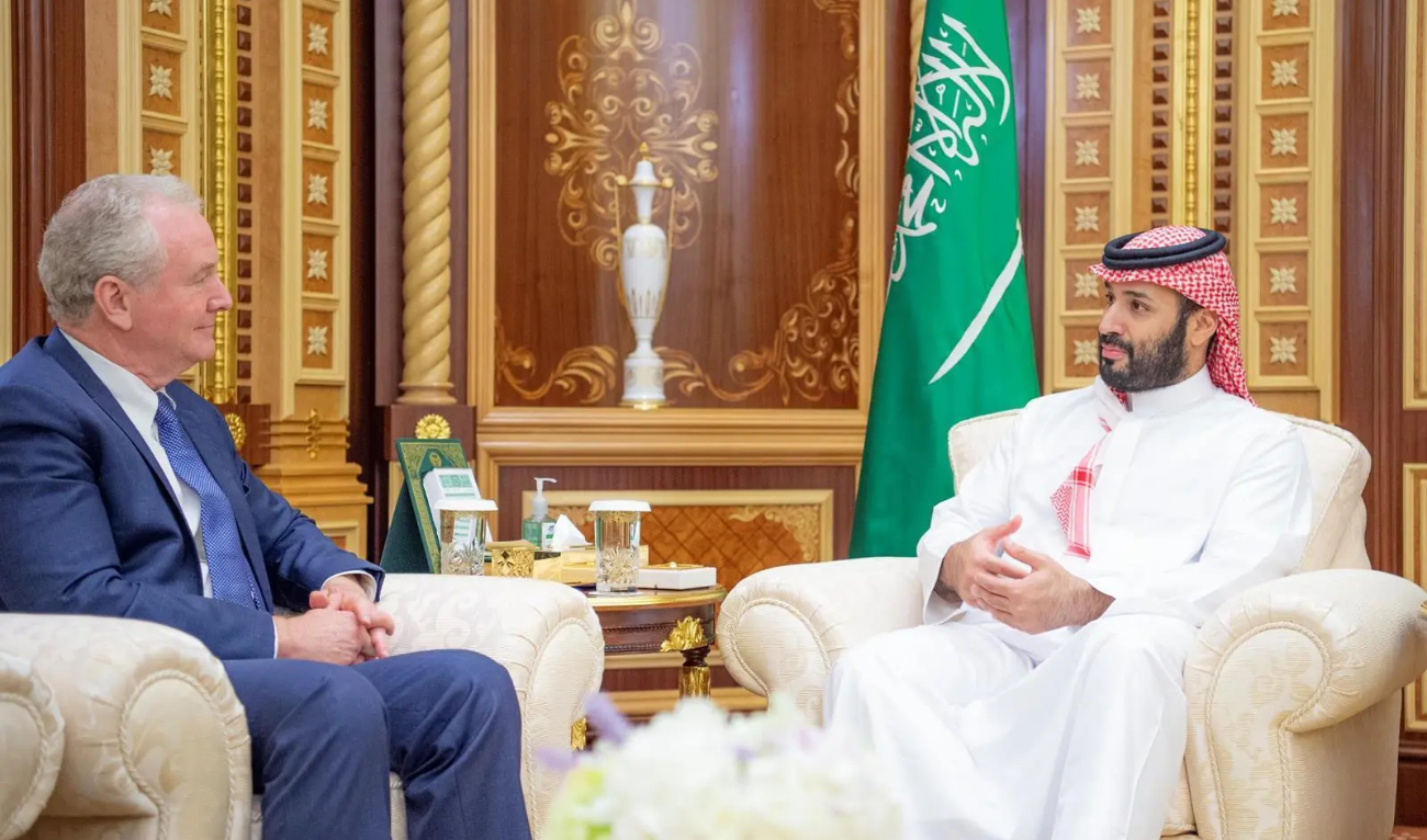 The meeting discussed bilateral relations and cooperation, in addition to issues of mutual interest. (SPA)