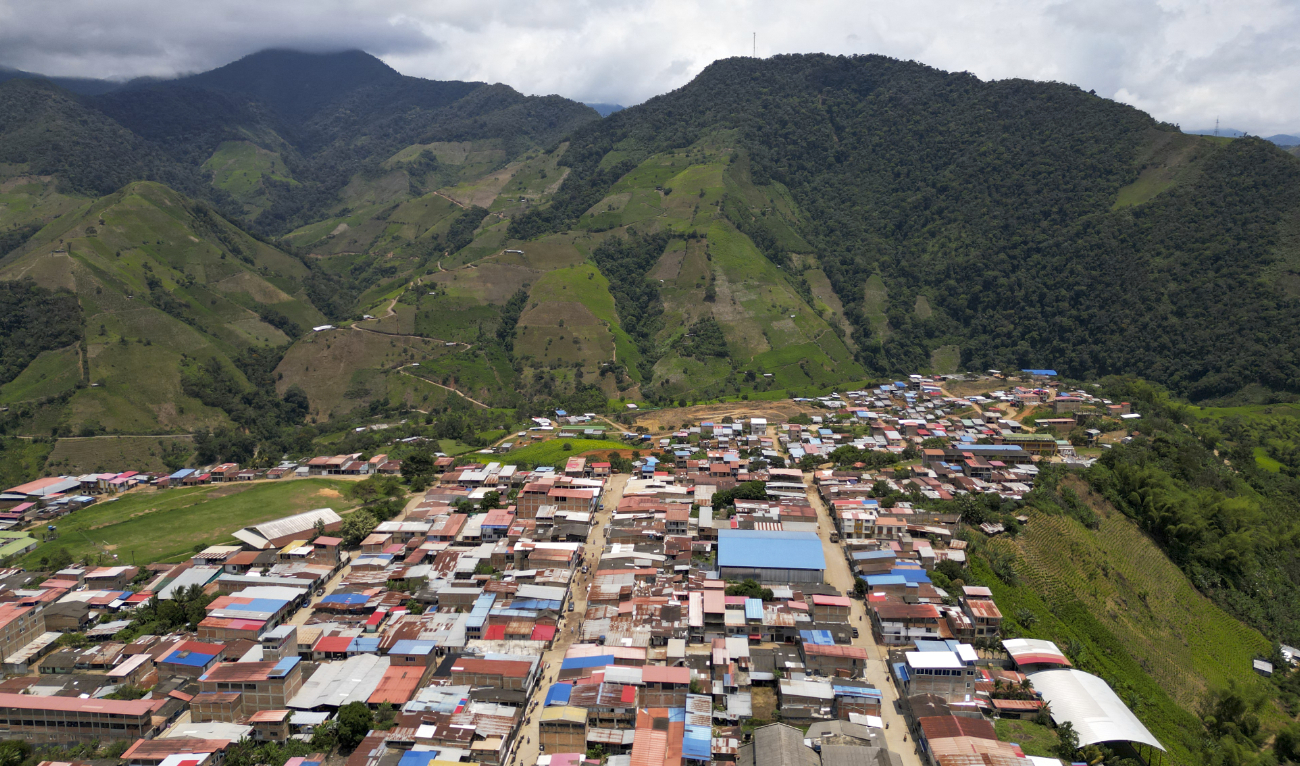 Aerial view of the El Plateado village in Micay Canyon, a mountainous area and Central General Staff (EMC) stronghold in Cauca Department, southwestern Colombia, taken on March 25, 2024. (AFP)