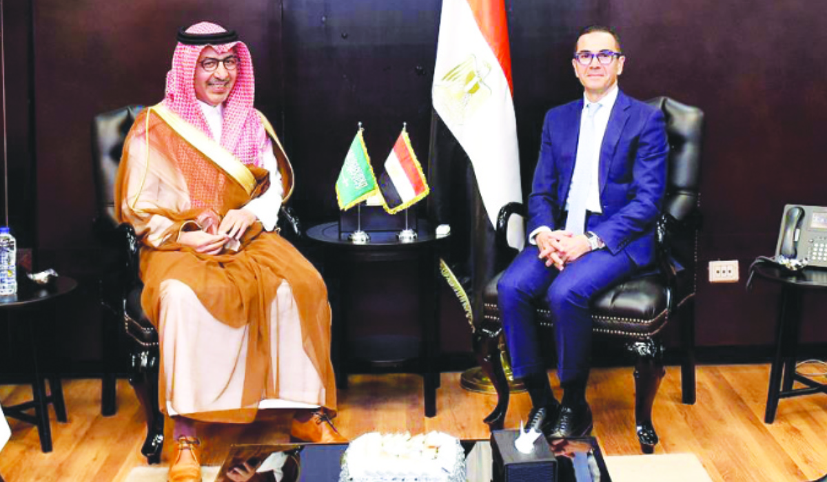 Abdulaziz Al-Matar holds talks with Lt. Gen. Imad Al-Din Mustafa Adawi in Cairo. (Supplied)