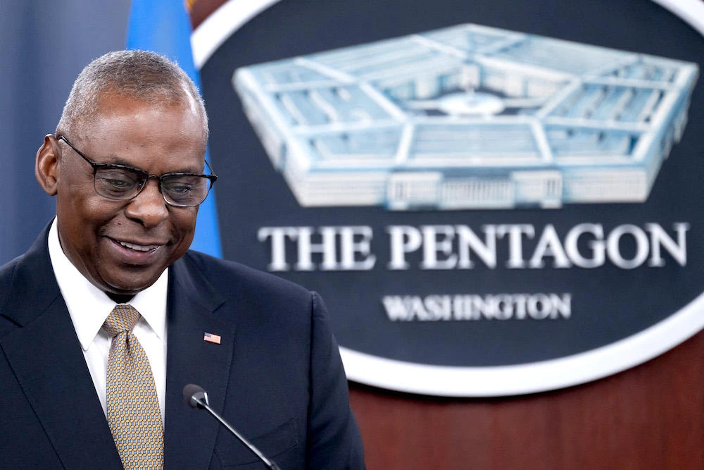 US Defense Secretary Lloyd Austin will hold talks with his Ukrainian counterpart Rustem Umerov to strengthen their countries’ military cooperation. Washington is the biggest supplier of military hardware to Kyiv in its conflict with Moscow. (AFP)
