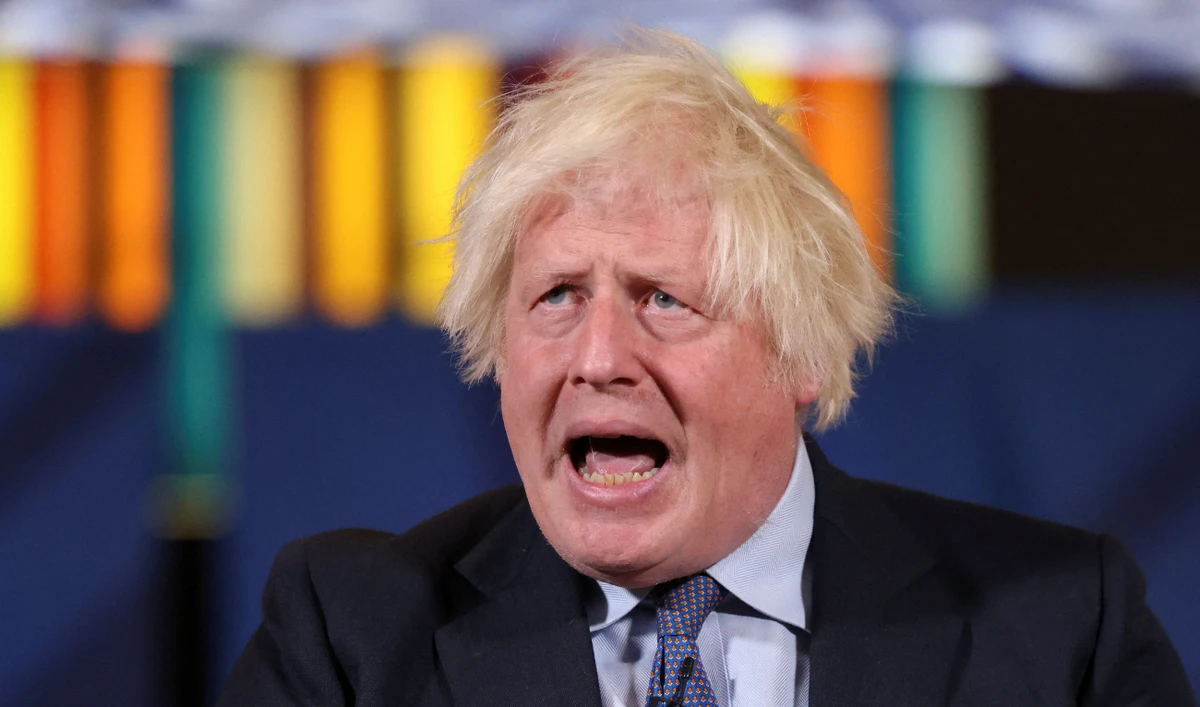 Former British Prime Minister Boris Johnson endorses British Prime Minister Rishi Sunak at a campaign event during a Conservative general election campaign event in London, Britain, July 2, 2024. (Reuters)
