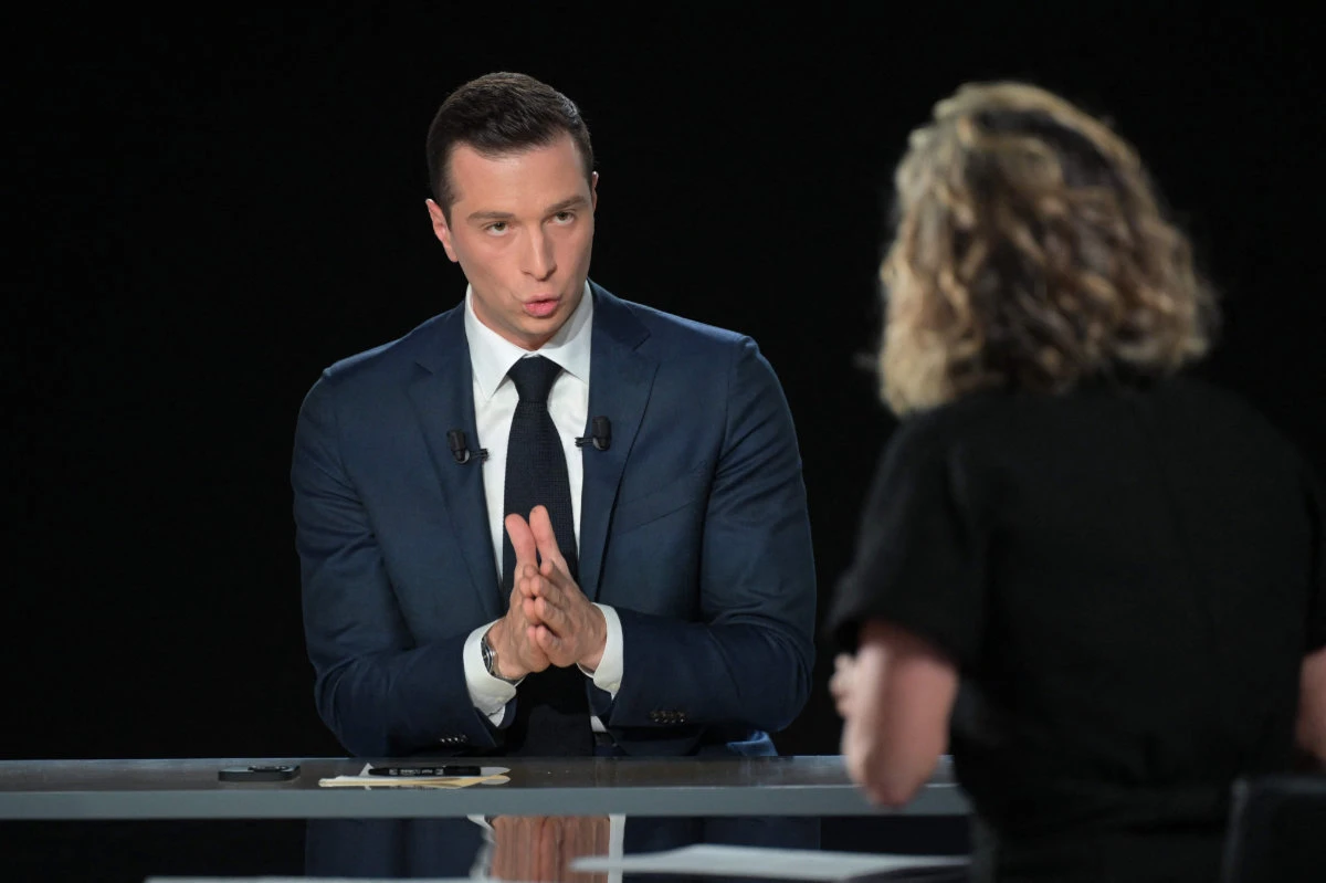 ‘Black sheep’ embarrass French far right before vote