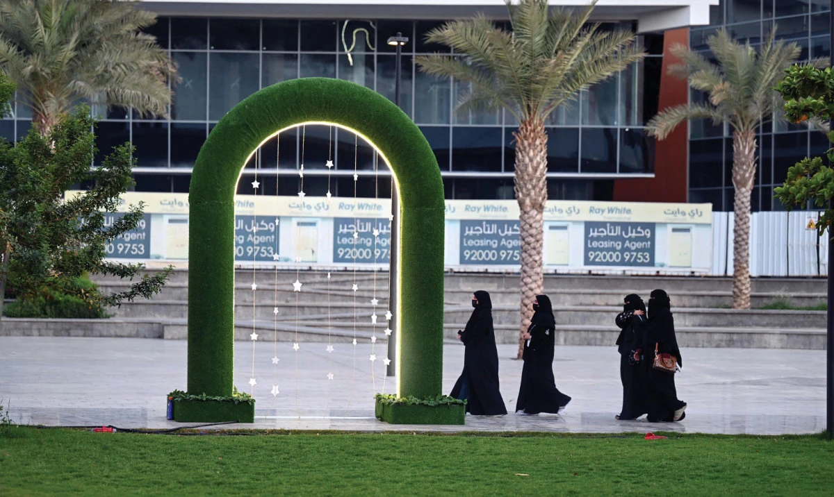Saudi Arabia is keen to get more women in the workforce, and the Kingdom has already surpassed its Vision 2030 ambition of achieving 30 percent female participation in the labor market. (SPA)