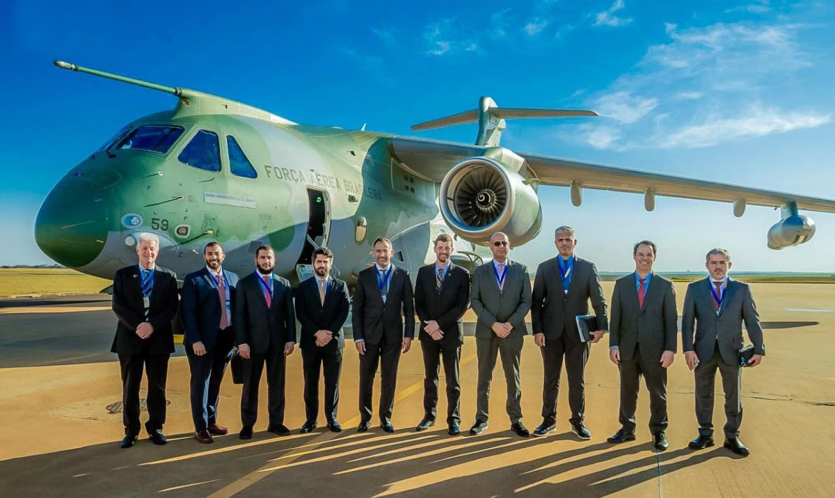 Saudi minister meets Brazilian aerospace company Embraer’s official