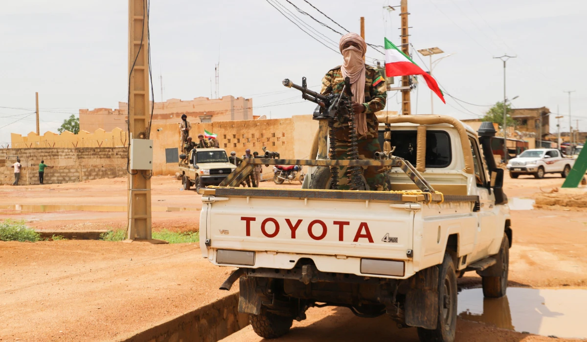 A fighter for Coordination of Azawad Movements (CMA) patrols through town during the Congress for the Fusion of Movements in Kidal on August 28, 2022. (AFP file photo)