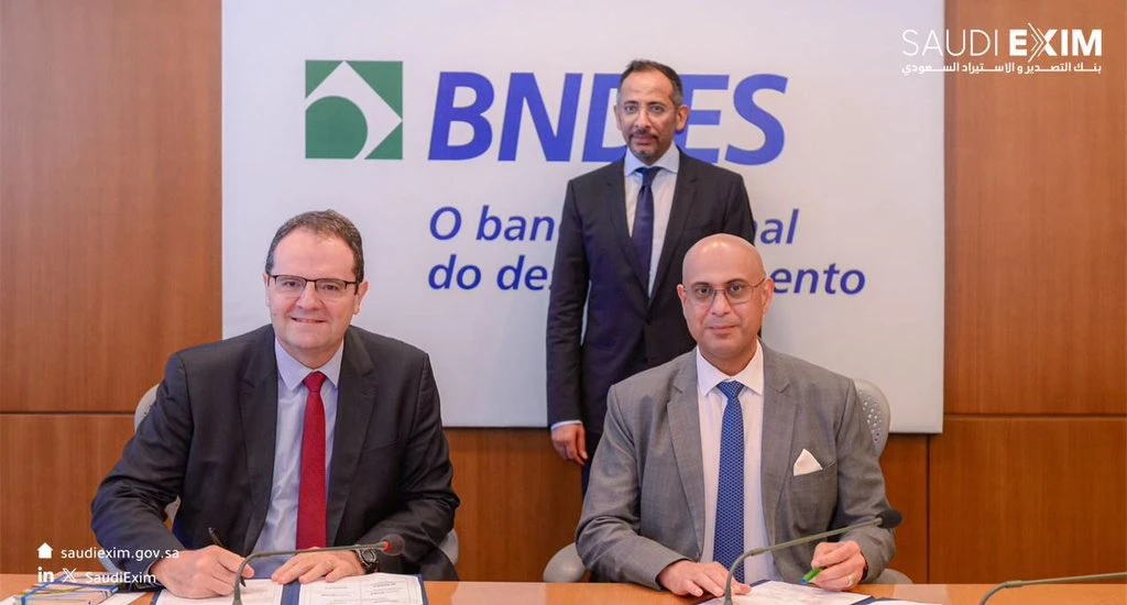 Saad Al-Khalab, CEO of Saudi EXIM, and Nelson Barbosa, director of planning at the Brazilian Development Bank, signed the agreement.
