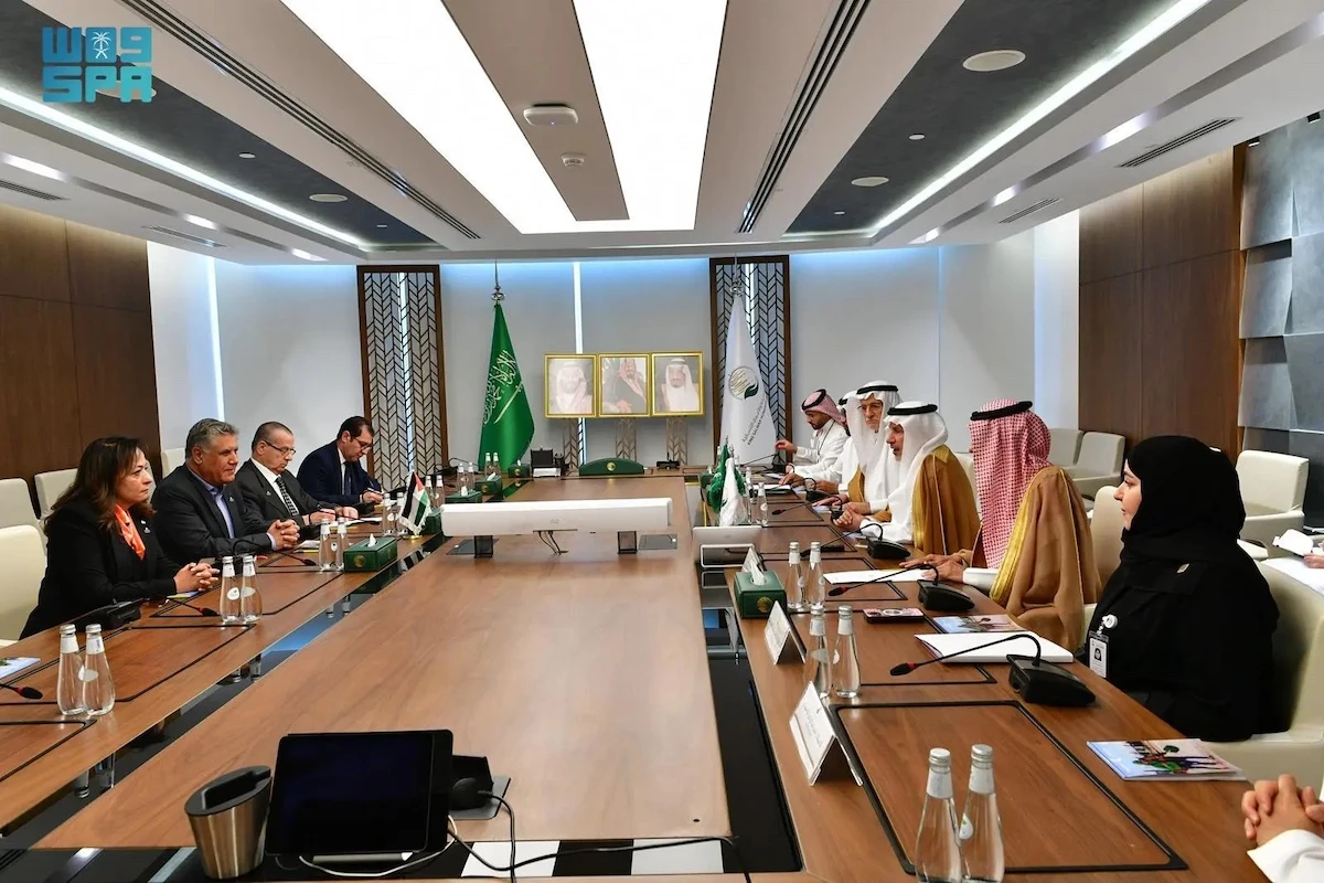 KSrelief chief Dr. Abdullah Al-Rabeeah and Palestinian Minister of State for Relief Affairs Bassil Nasser in Riyadh. (SPA)