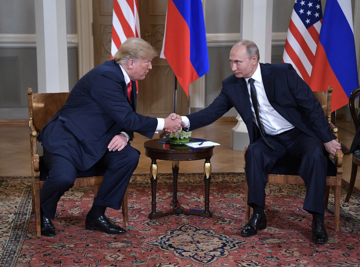US President Donald Trump meeting Russia's President Vladimir Putin (R) in Finland, on July 16, 2018. (Sputnik via AFP/File)