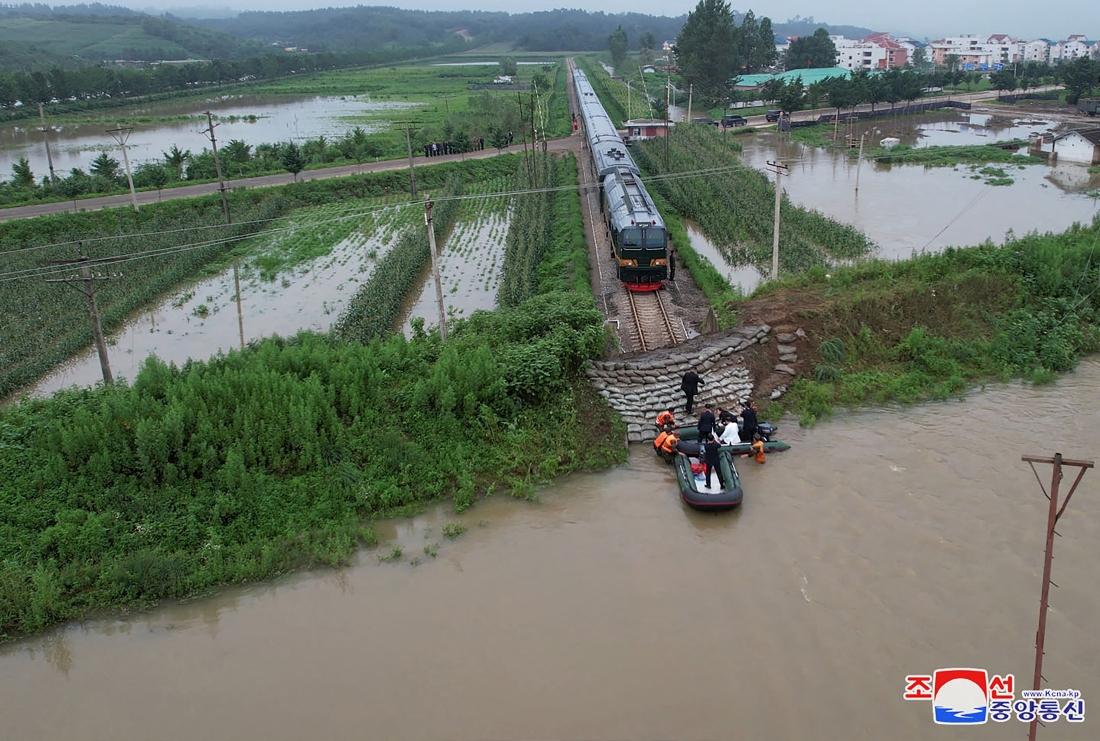 Seoul’s unification ministry said in a statement Thursday that it was willing to “urgently provide” humanitarian assistance to “North Korean disaster victims” impacted by the downpours. (AFP)