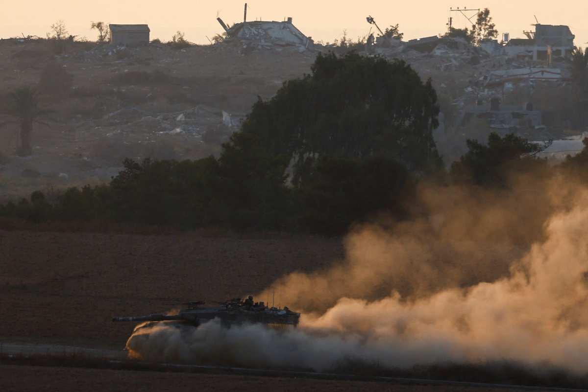 A tank maneuvers near the Israel-Gaza border in Israel on August 7, 2024, amid the ongoing conflict between Israel and Hamas. (REUTERS)