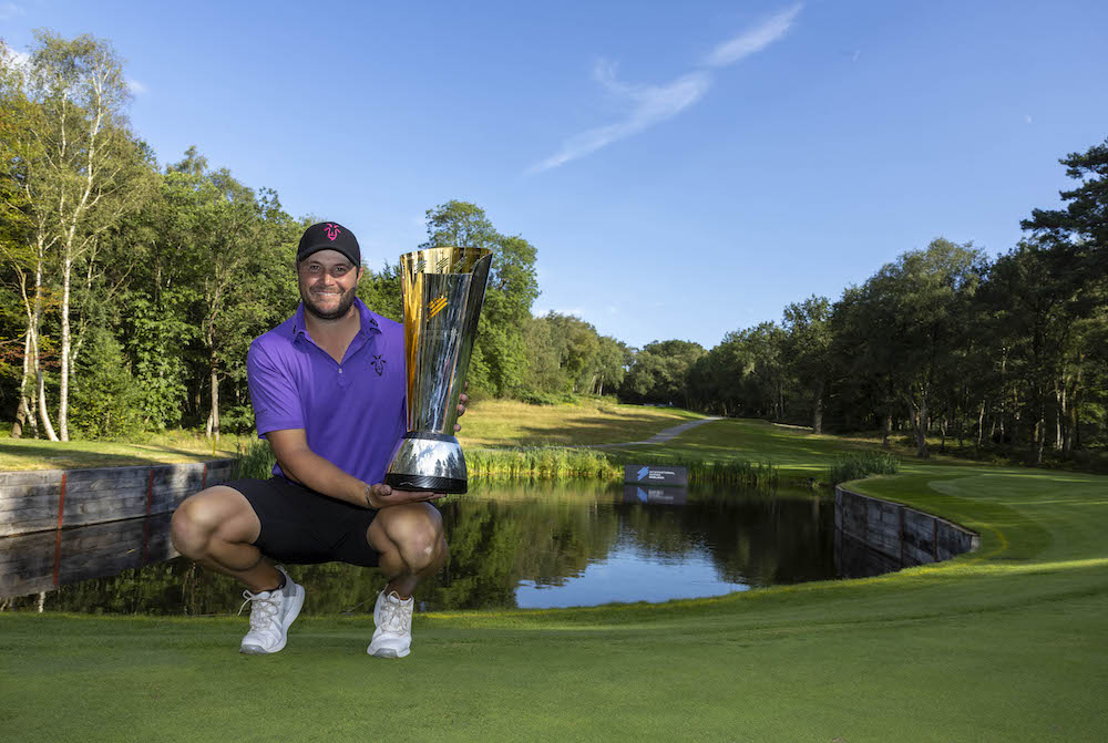 Peter Uihlein celebrates winning the International Series England on Sunday, his maiden victory on the Asian Tour. (Supplied)