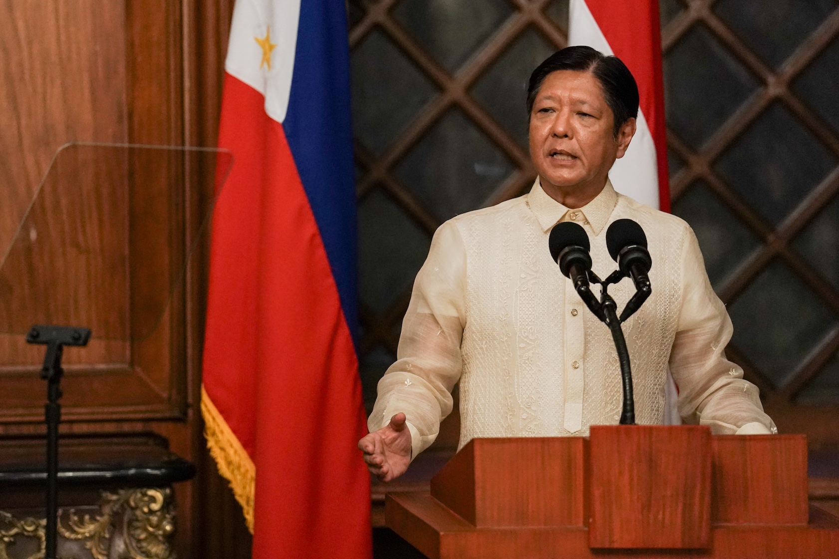 Philippine President Ferdinand Marcos Jr speaks during a press conference at the Malacanang Palace in Manila on Aug. 15, 2024. (AFP)