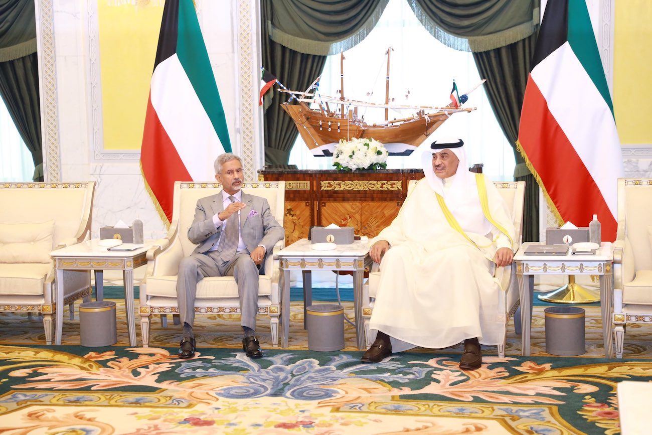 Indian Foreign Minister S. Jaishankar meets Kuwait Crown Prince Sheikh Sabah Al-Khalid Al-Sabah in Kuwait City on Aug. 18, 2024. (India MEA)