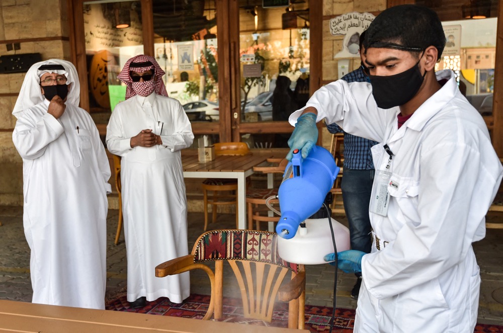 Saudi authorities took sweeping measures to tackle the COVID-19 pandemic in 2020 and 2021. (AFP/File)