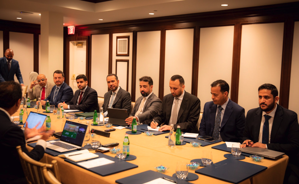 Saudi Minister of Municipalities and Housing Majid bin Abdullah Al-Hogail meeting with US waste management systems firm HDR. X/@majedhogail