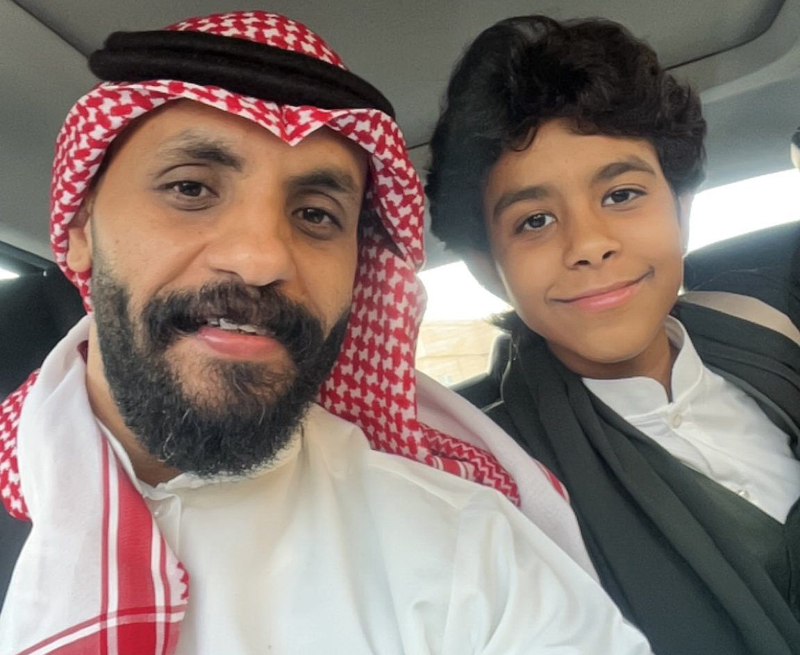 Al-Kazraj’s post featured a side-by-side photo comparison of Laura on her first day of school in 2018 and her first day of middle school in 2024. (Supplied)