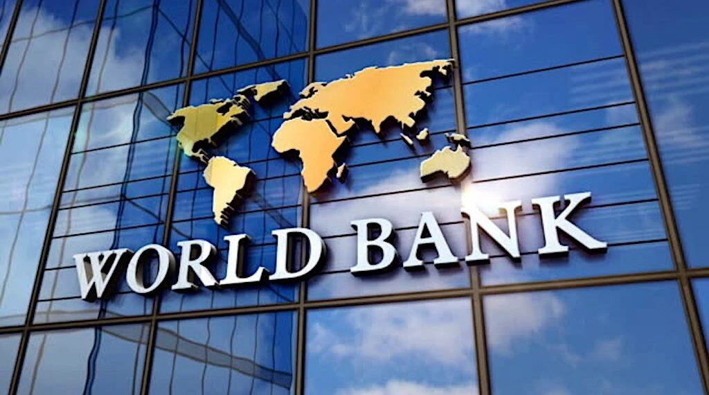A new World Bank study presents the first comprehensive roadmap to help developing countries escape the so-called ‘middle-income trap.’ File
