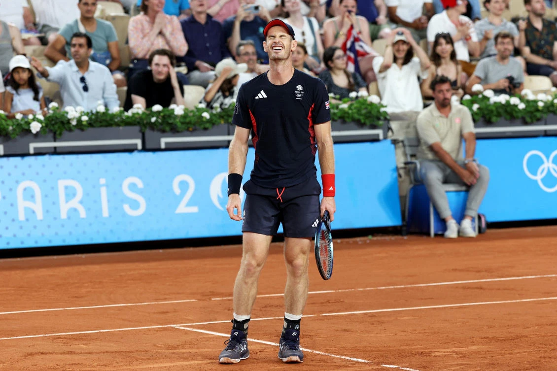 Andy Murray of Britain reacts during his match with Daniel Evans of Britain against Taylor Fritz of United States and Tommy Paul of United States at Paris 2024 Olympics — Tennis — Men’s Doubles Quarterfinals — Roland-Garros Stadium, on Aug. 01, 2024. (Reuters)
