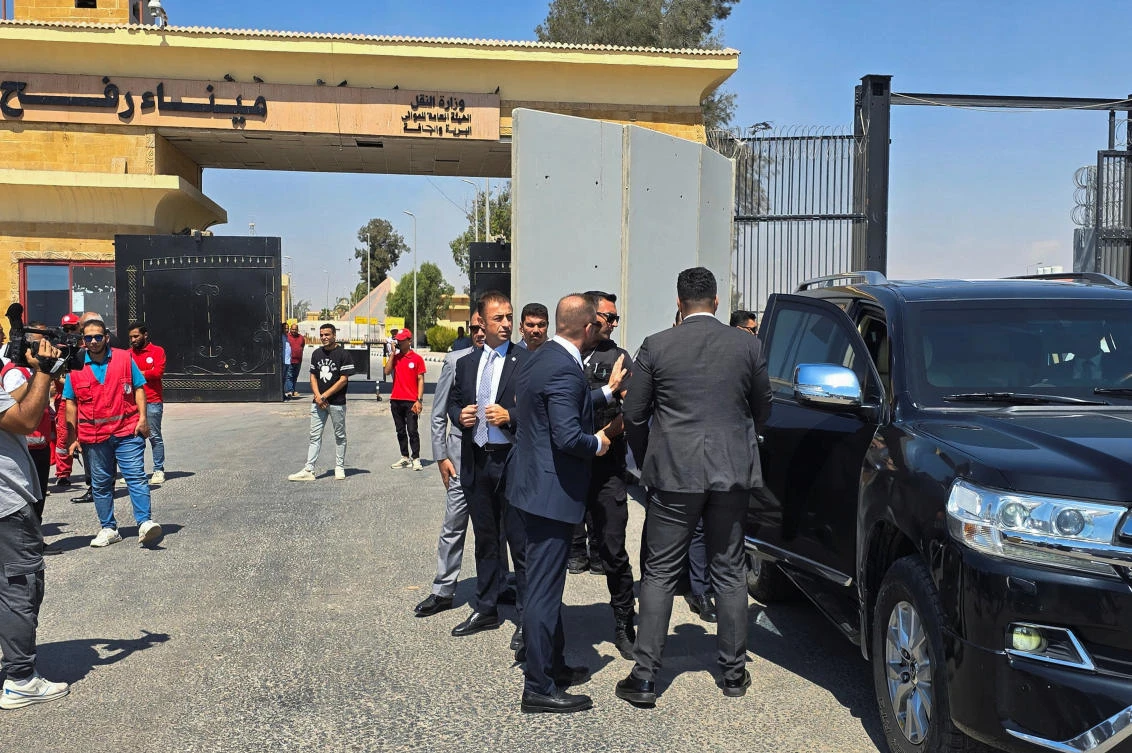 Turkish Foreign Minister Hakan Fidan arrives to the Rafah border crossing between Egypt and the Gaza Strip, in Rafah, Egypt, August 4, 2024. (Reuters)