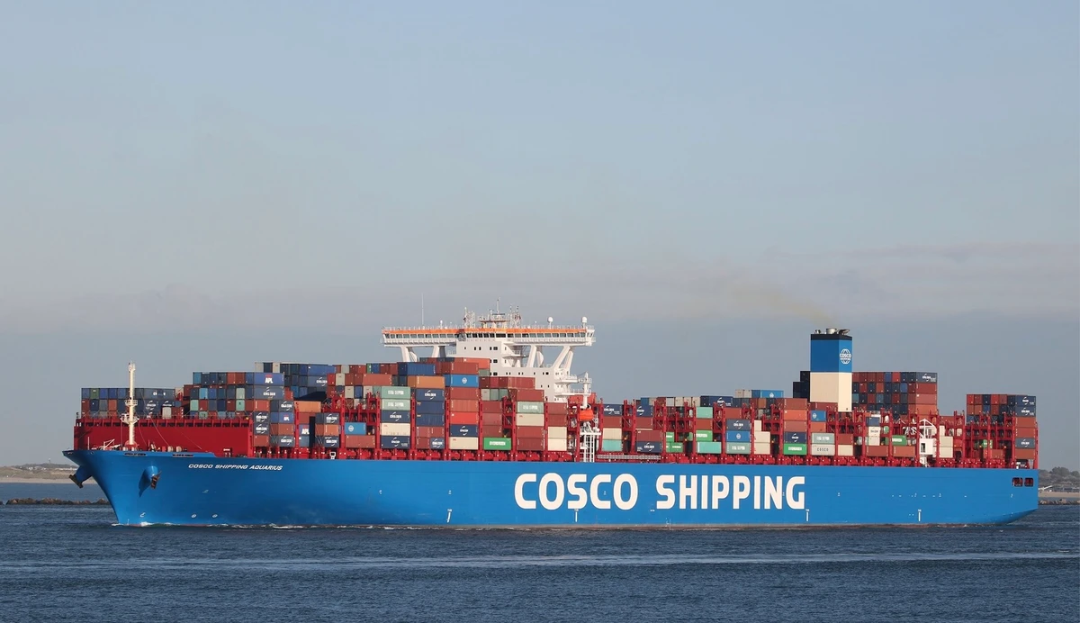 The port recently set a new record by managing 20,645 standard containers on a single vessel, the Cosco Shipping Aquarius 036E.
