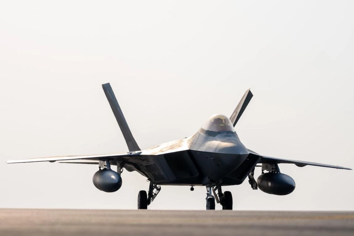Advanced American F-22 stealth warplanes arrived in the Middle East on Thursday, the US military said. (@CENTCOM)