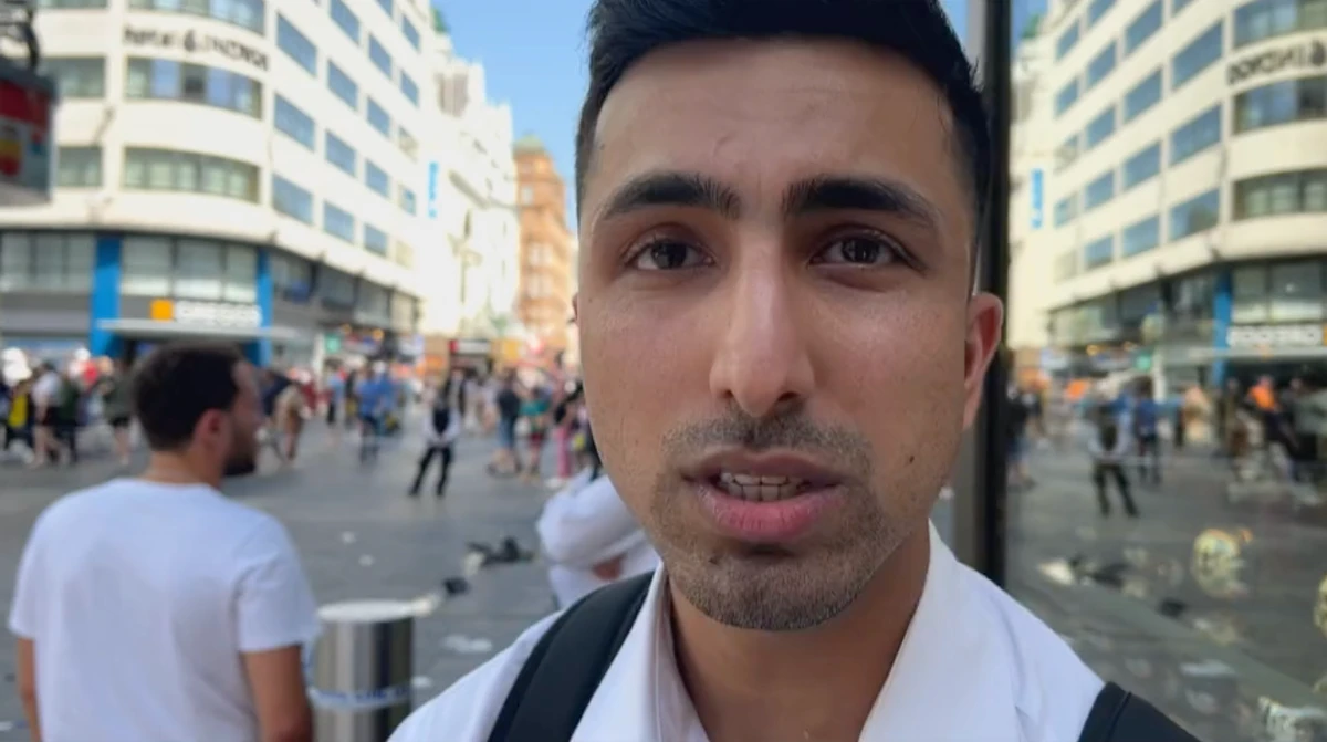 The BBC identified the good Samaritan as a 29-year-old named Abdullah who works as a security guard at the TWG Tea shop in Leicester Square