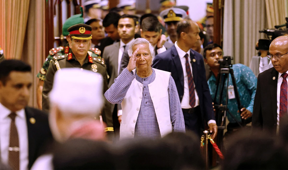 Nobel laureate Muhammad Yunus salutes to the attendees upon arrival at the Bangabhaban to take oath as the head of the interim government, in Dhaka, Bangladesh, on August 8, 2024. (REUTER/File)