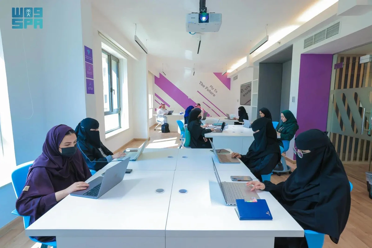 The program aims to support the labor market with national talents possessing the best capabilities and skills to innovate in various technical fields. (SPA)