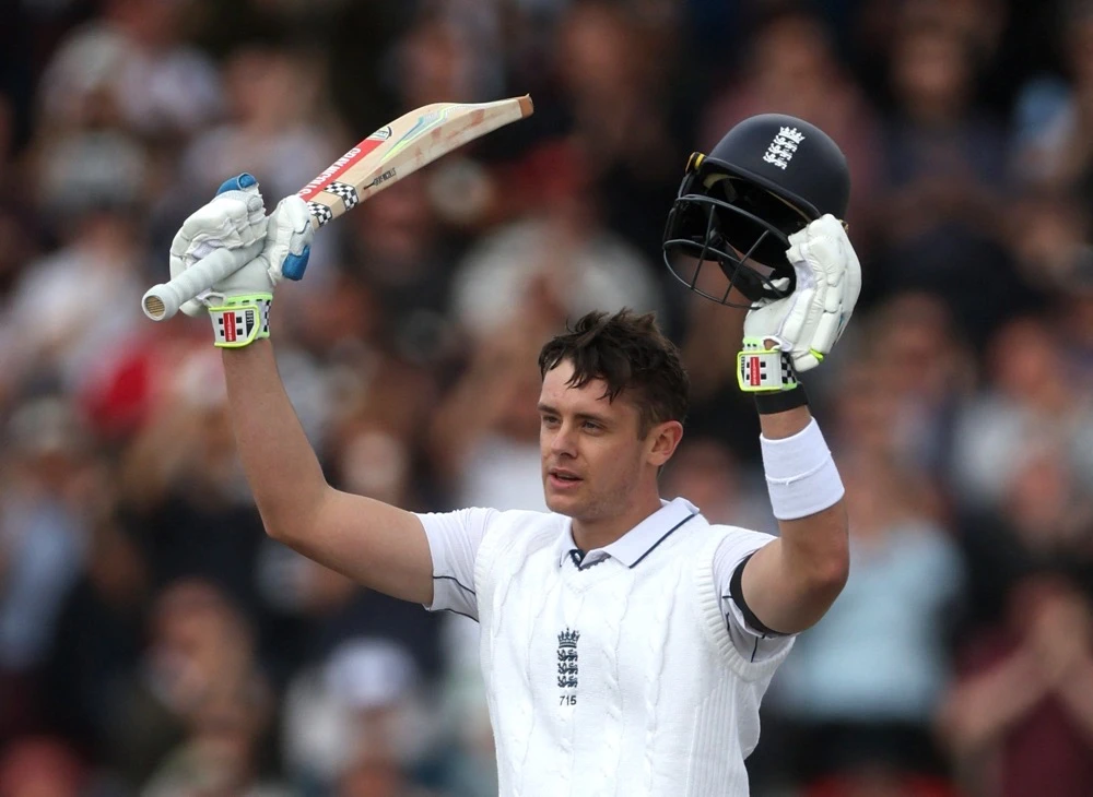 England's Jamie Smith celebrates reaching his century. (Action Images/ Reuters)