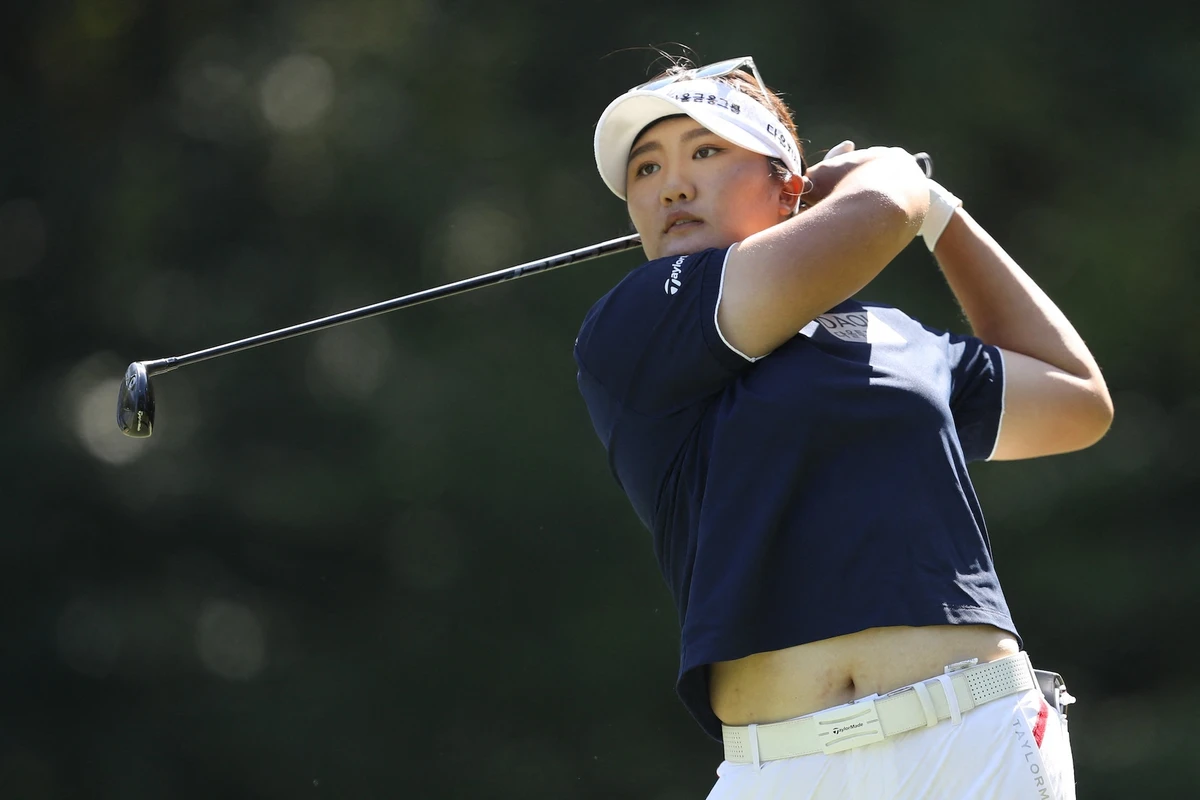 Haeran Ryu of South Korea plays her shot from the 18th tee during the FM Championship 2024 at TPC Boston in Norton, Massachusetts. Ryu leads the tournament after the second round at 13-under 131. (GETTY IMAGES NORTH AMERICA /AFP)