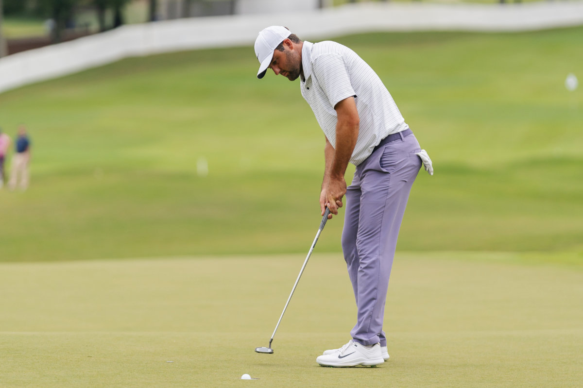 Scottie Scheffler closes in on $25 million FedEx Cup prize with late burst of birdies