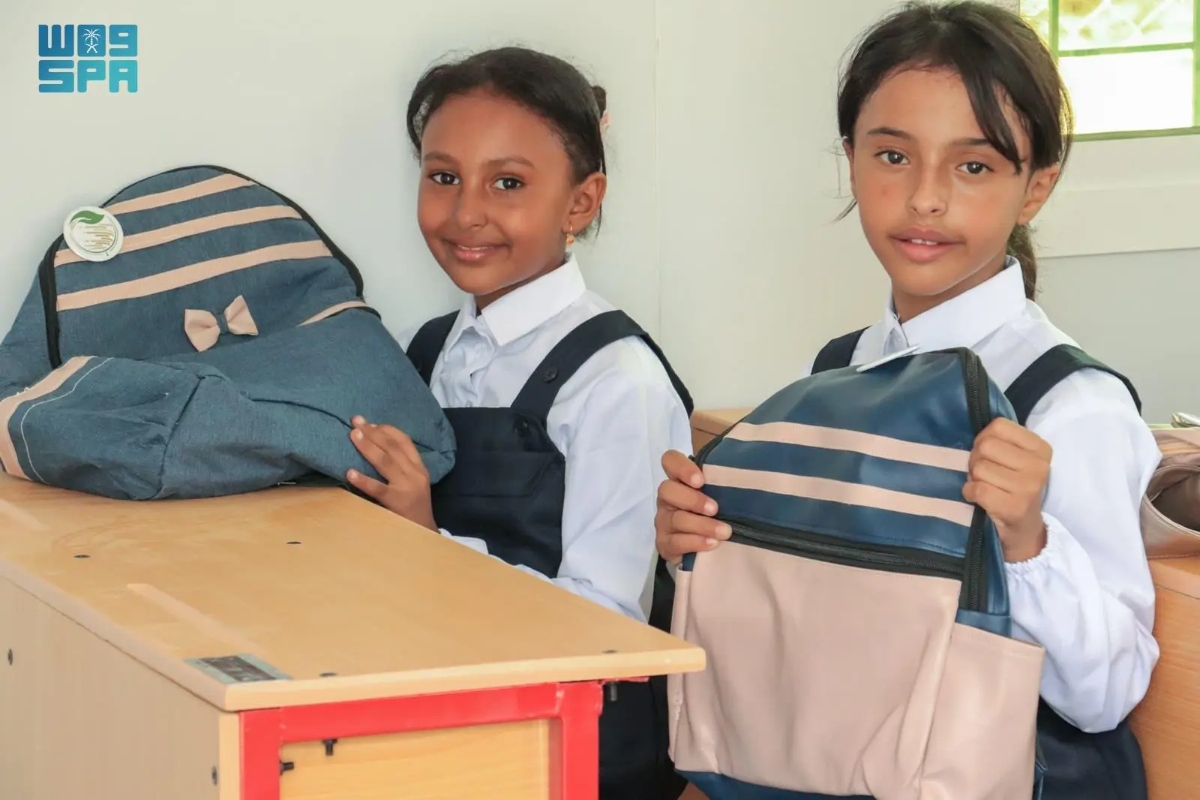 The project seeks to create job opportunities for low-income families by providing locally-made school bags. (SPA)