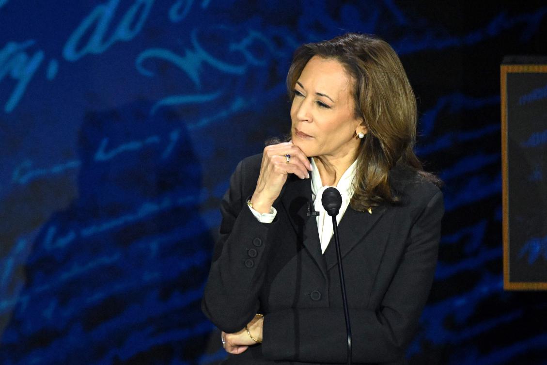 US Vice President and Democratic presidential candidate Kamala Harris listens as former US President and Republican presidential candidate Donald Trump speaks during a presidential debate at the National Constitution Center in Philadelphia, Pennsylvania, on Sept. 10, 2024. (AFP)