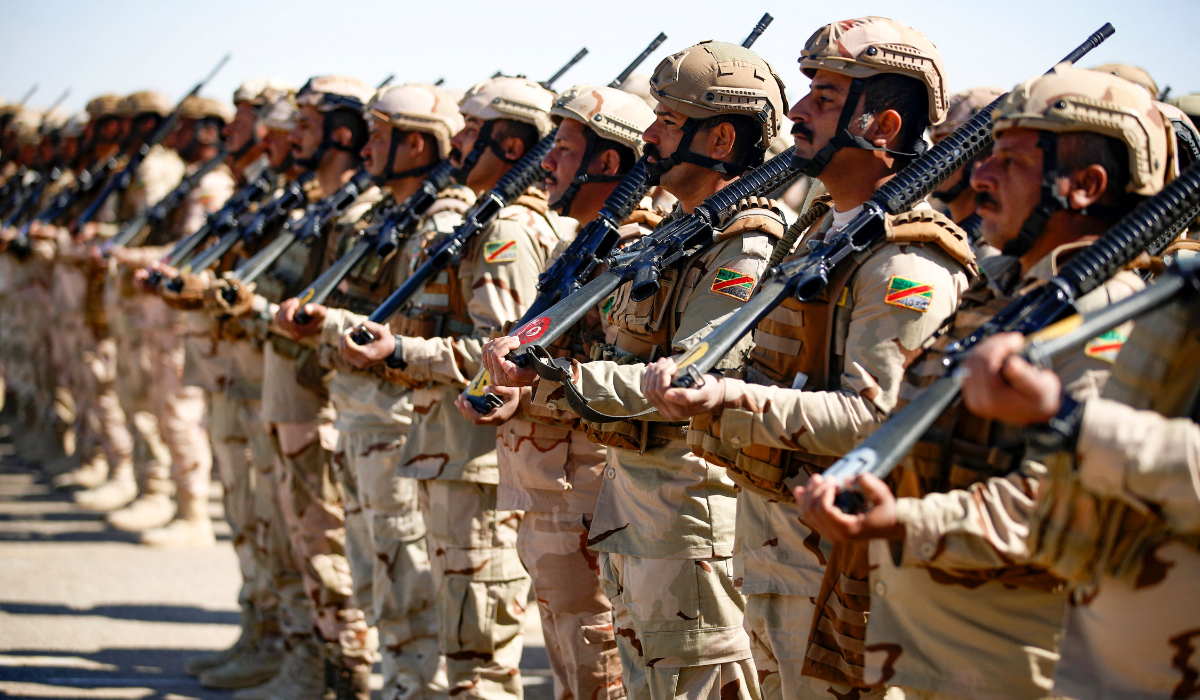 Iraqi soldiers from the new 'desert battalion' special forces take part in a graduation ceremony in Anbar west of Baghdad. (AFP file photo)