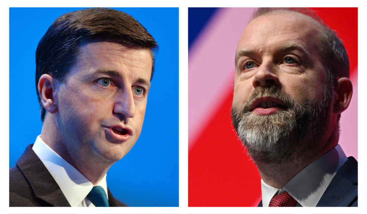 Douglas Alexander (L) and Jonathan Reynolds. (AFP file photo)
