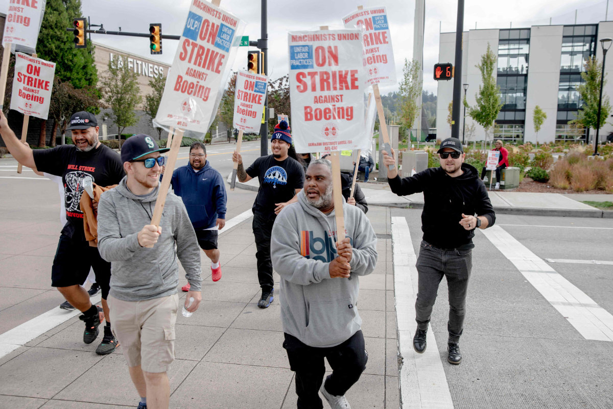 Striking Boeing workers and their supporters picket outside the Boeing Co. manufacturing facility in Renton, Washington on September 16, 2024. (AFP)