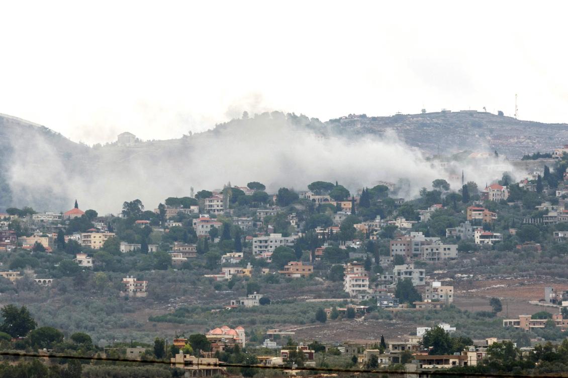 Smoke billows from the site of an Israeli airstrike on Lebanon’s southern village of Taybeh on Sept. 20, 2024. (AFP)