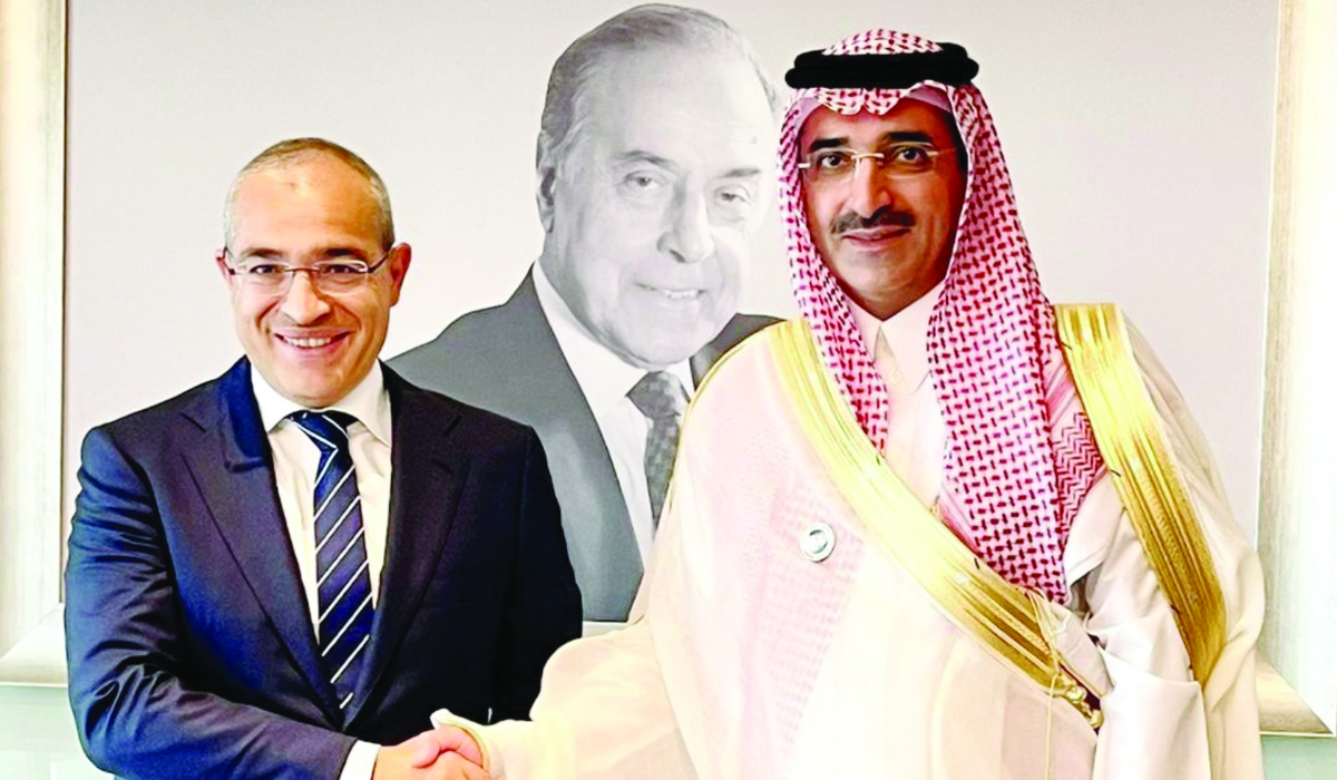Mikayil Jabbarov receives Sultan Al-Marshad in Baku. (Supplied)