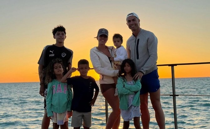 Georgina Rodriguez and Cristiano Ronaldo with their children in Saudi Arabia. (Instagram)