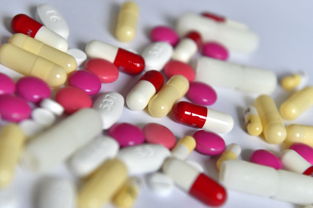 SFDA has imposed fines totaling SR678,400 ($180,000) on 24 pharmaceutical firms. (AFP)