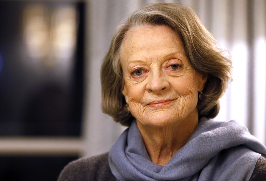British actress Dame Maggie Smith poses in London on Dec. 16, 2015. Smith, who won an Oscar for The Prime of Miss Jean Brodie in 1969 and won new fans in the 21st century as Professor McGonagall in the Harry Potter series and the dowager Countess of Grantham in Downton Abbey, has died at 89. (AP/File Photo)