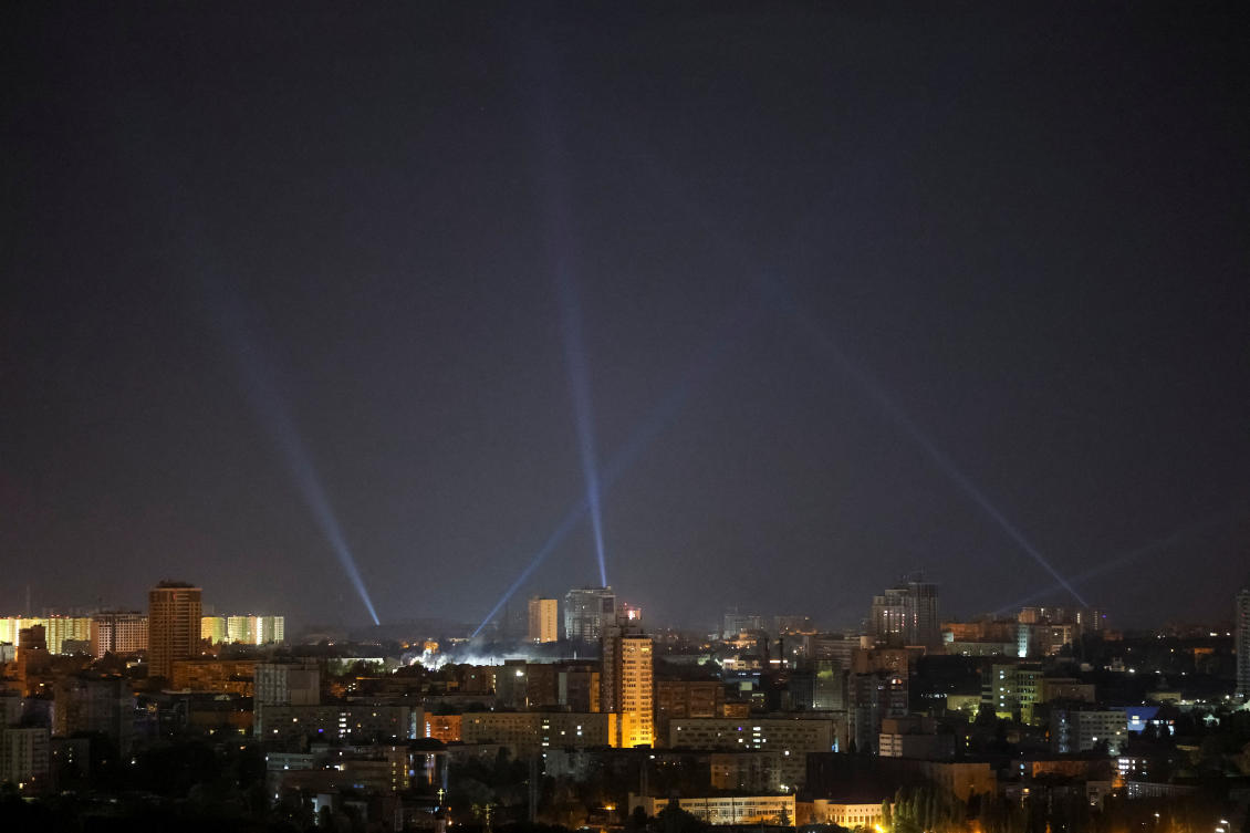Ukrainian service personnel use searchlights as they search for drones in the sky over the city centre during a Russian drone strike, amid Russia's attack on Ukraine, in Kyiv, Ukraine September 28, 2024. (Reuters)