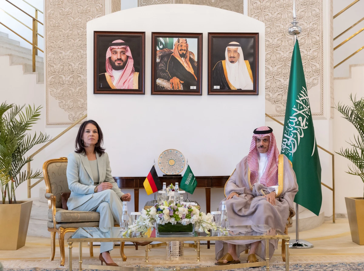 Two officials reviewed their countries’ diplomatic relations (X/@KSAMOFA)