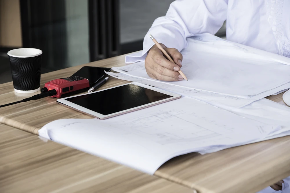 Of the total workforce, Saudi nationals now constitute 2,369,828 employees. Shutterstock