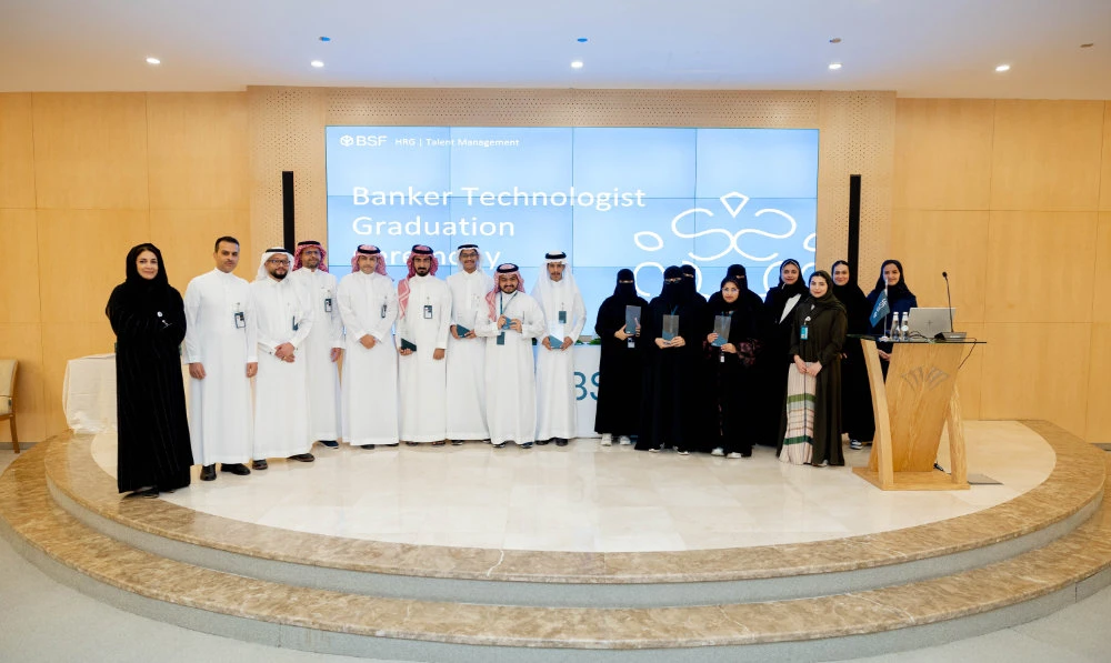 The 10 selected participants of the ‘Banker Technologist’ program took part in group classes and mentorship sessions moderated by more than 10 subject matter experts.